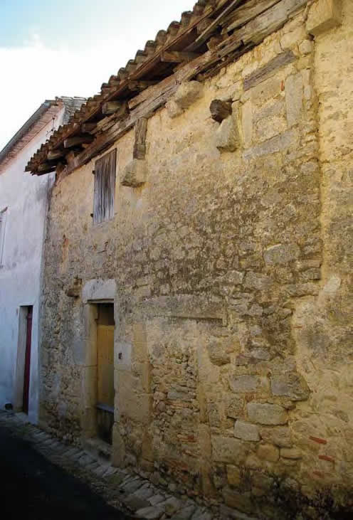 Maison ancienne rue du Docteur Fontès Maison ancienne rue du Docteur Fontès